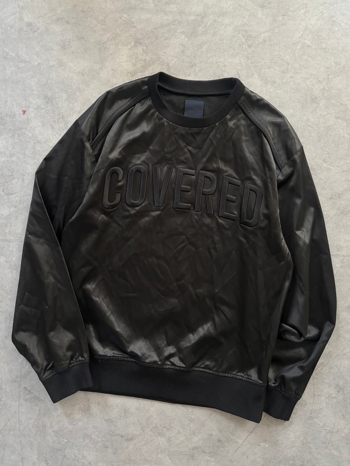Juun.J 준지 블랙 커버드 로고 맨투맨 상품이미지3