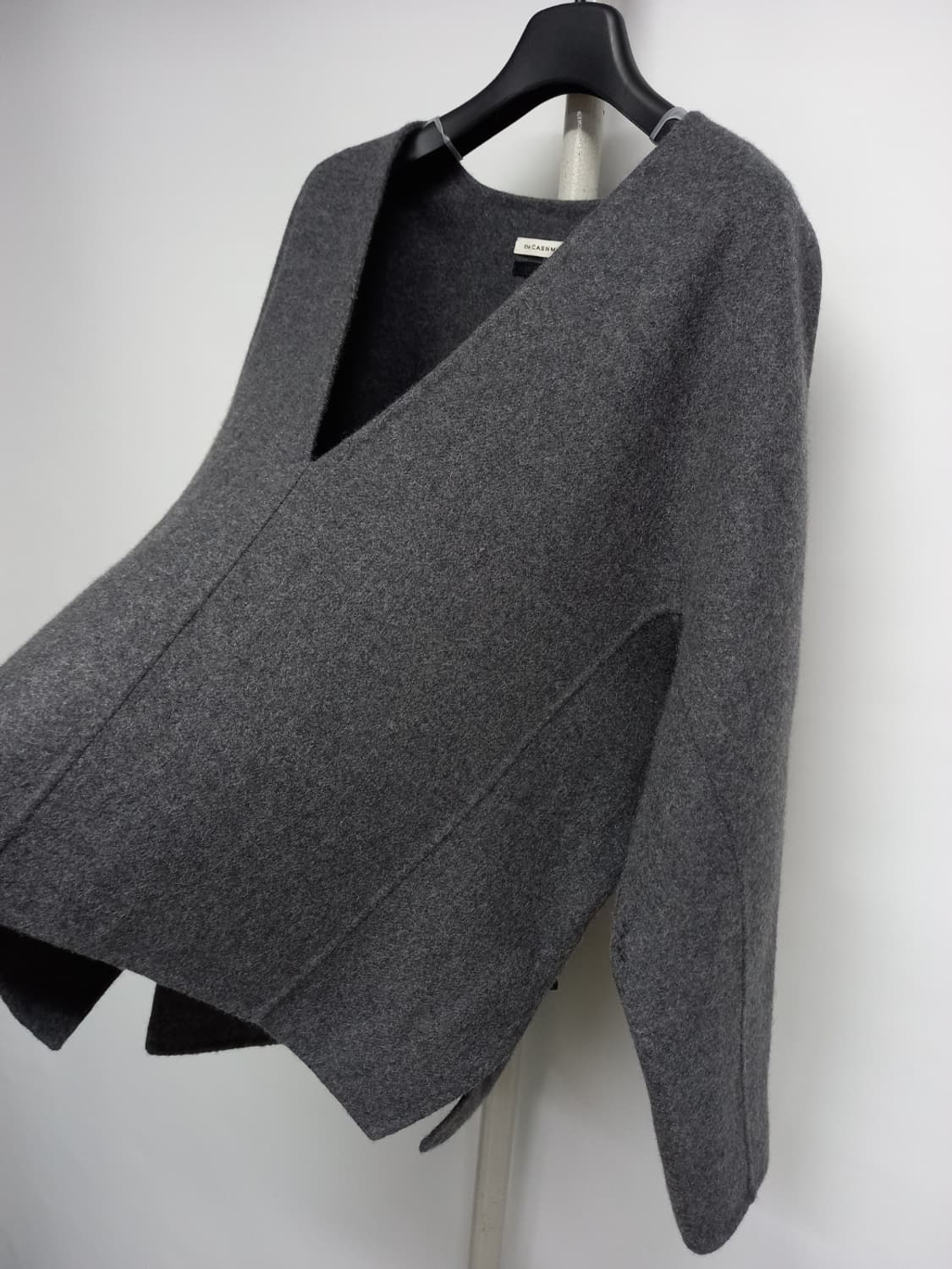 더 캐시미어 춘추동 캐시미어100 핸드메이드 아우터 66.77 상품이미지5