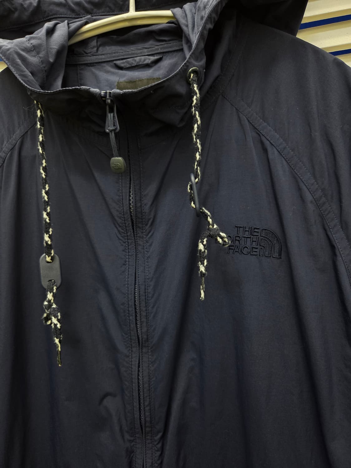 노스페이스 바람막이 코트 상품이미지4