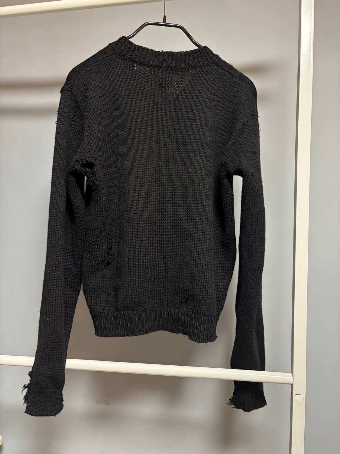 아네스베 옴므 디스트레스트 니트 상품이미지3