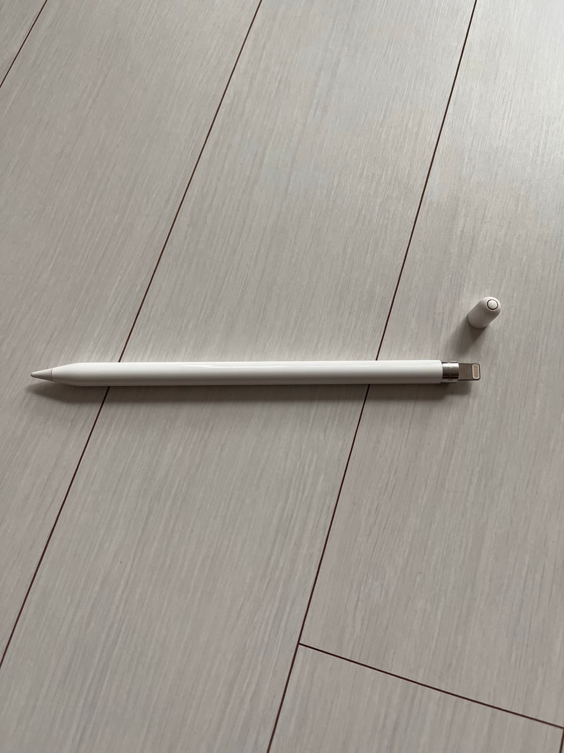 아이패드 7세대 32GB, 애플펜슬 1세대, 펜슬 충전 어댑터 상품이미지5