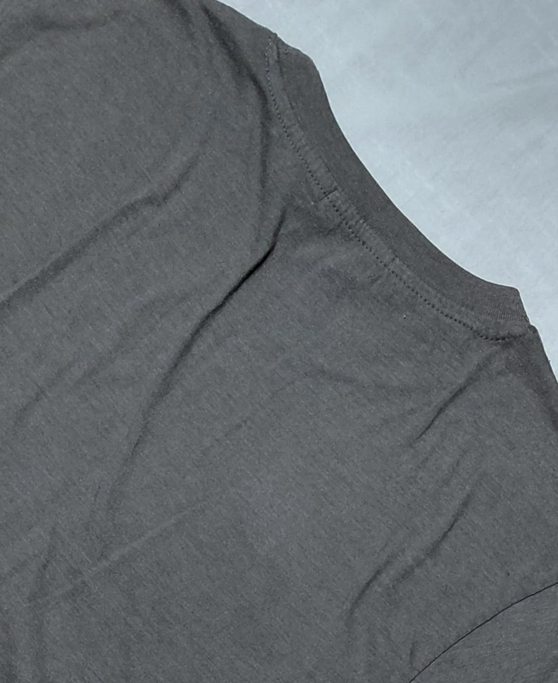 [90] Timothy 워크웨어 무드 레터링 반팔 티셔츠 (차콜) 상품이미지7