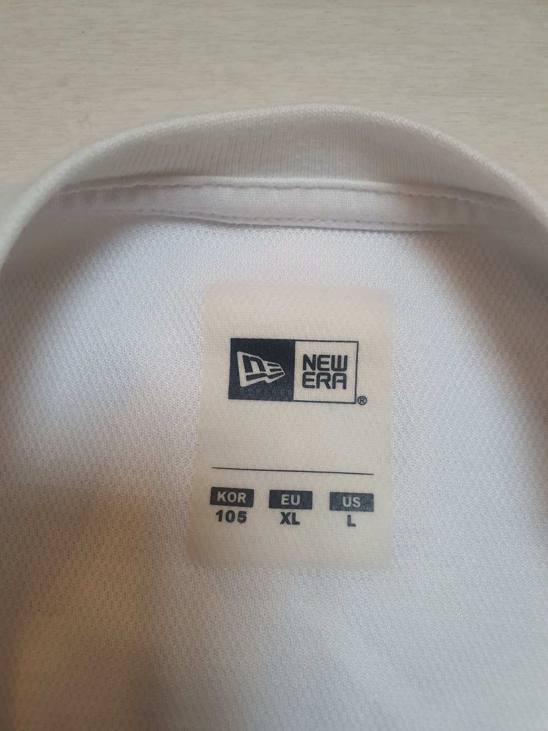 뉴에라 흰새 반팔티 상품이미지4