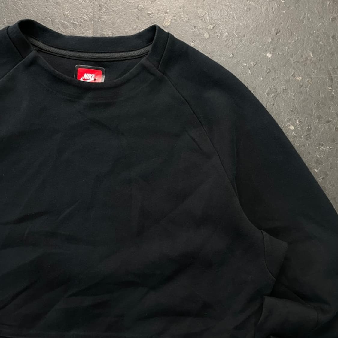 105 나이키 테크팩 맨투맨 상품이미지2