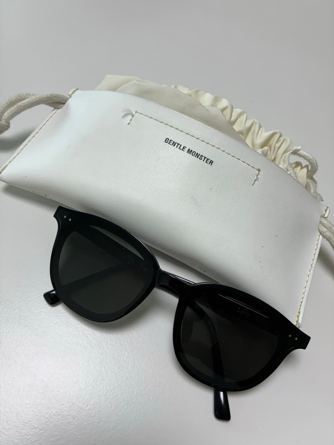 젠틀몬스터 랭 LANG 블랙 선글라스 상품이미지1