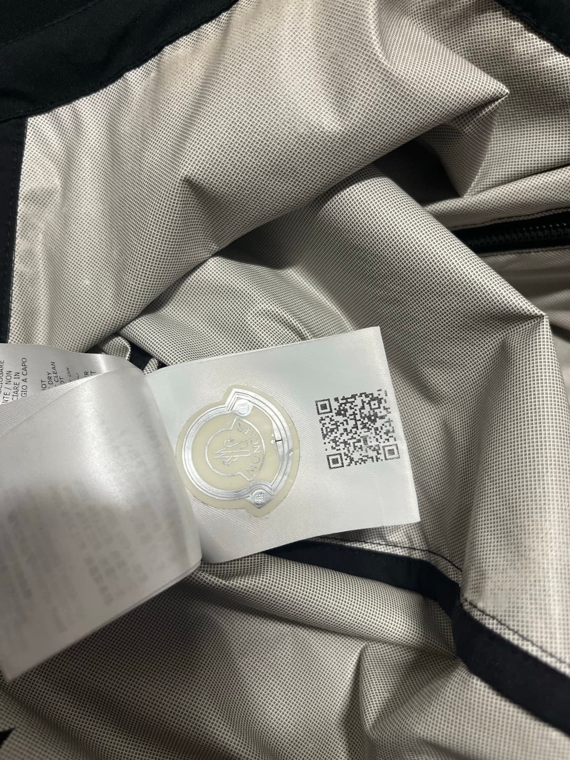 몽클레어 바람막이 1(90) 정품 상품이미지4