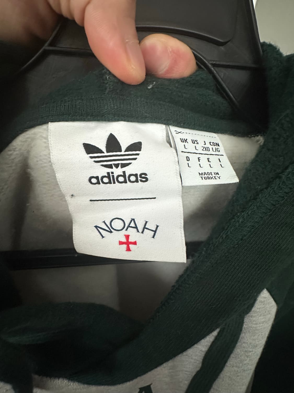 노아x아디다스 상품이미지3