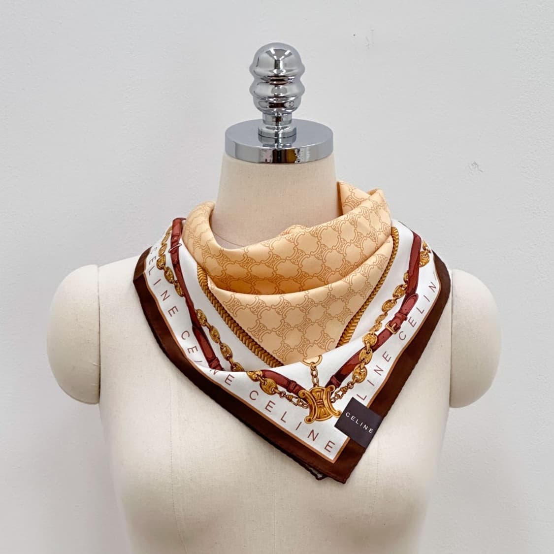 (새상품) celine / 셀린느 쁘띠스카프 손수건 상품이미지8