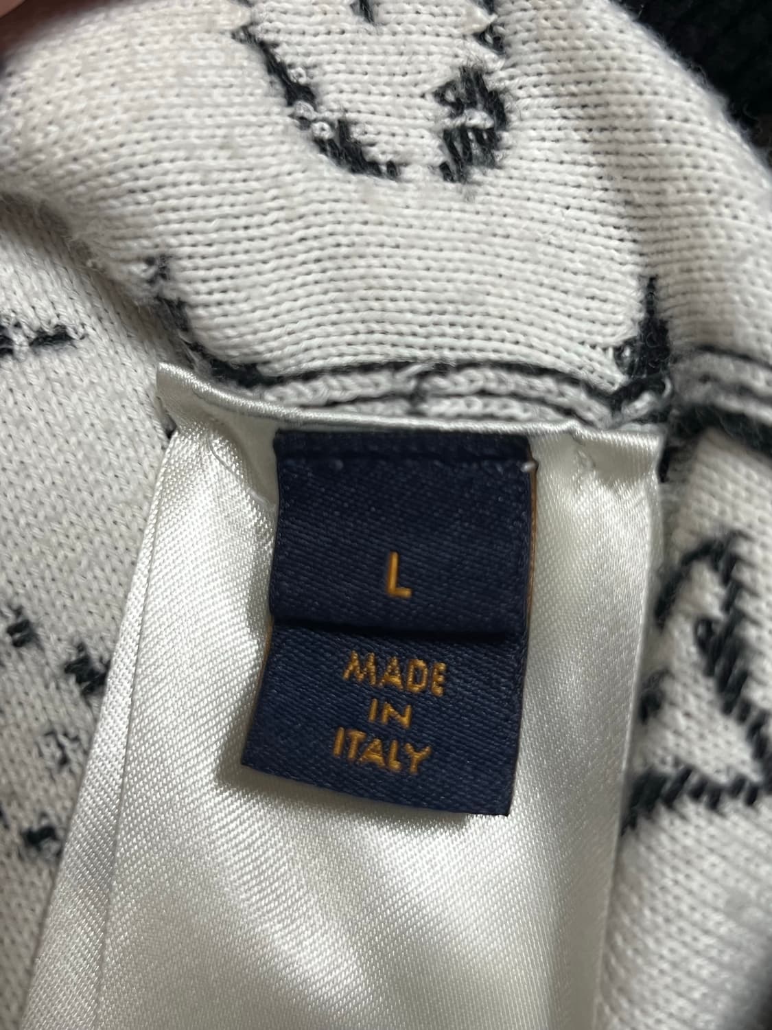 루이비통 그라디언트 니트 L 상품이미지5