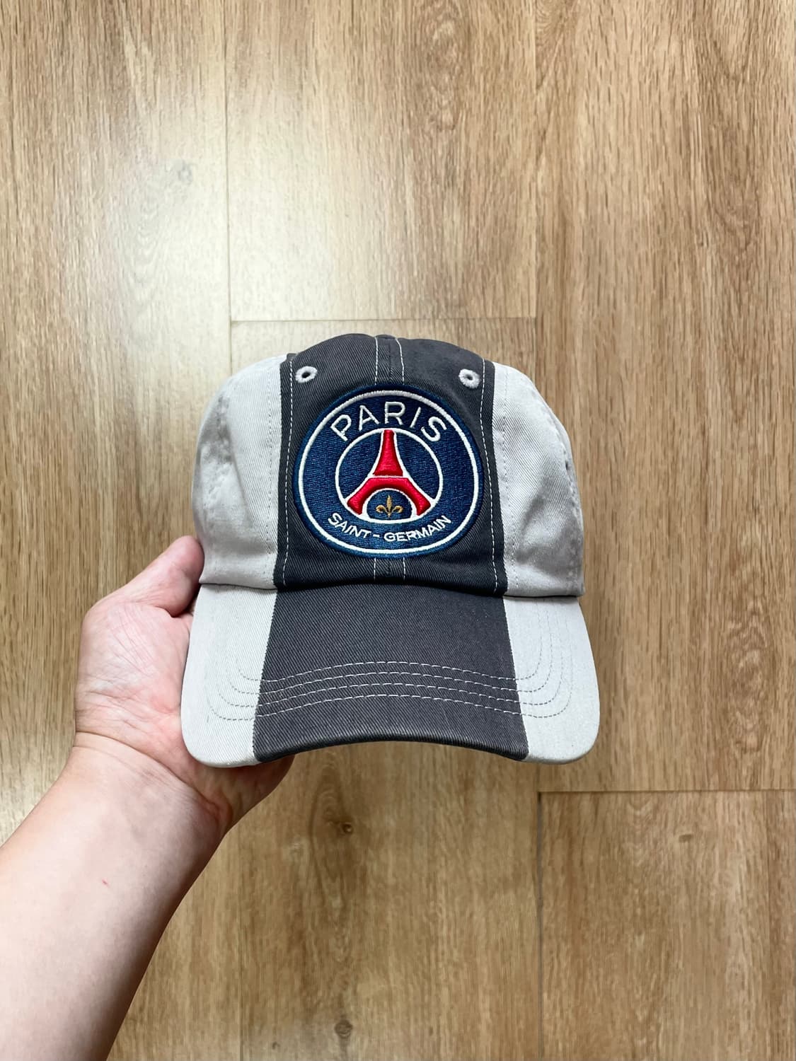 국내 유일 PSG 파리생제르망 빅 자수 로고 오피셜 투톤 볼캡 모자 상품이미지1