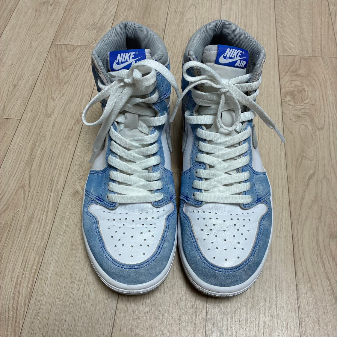 [새상품급] 조던 1 레트로 하이 OG 하이퍼 로얄 (260) 상품이미지2