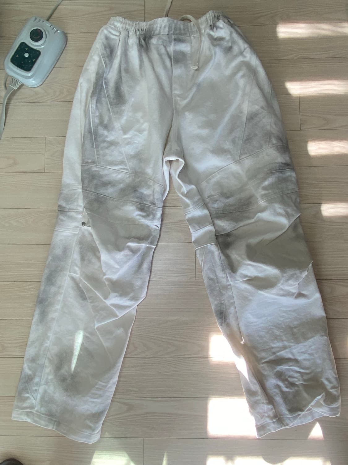 세븐벨라 화이트 더티펜츠 상품이미지1