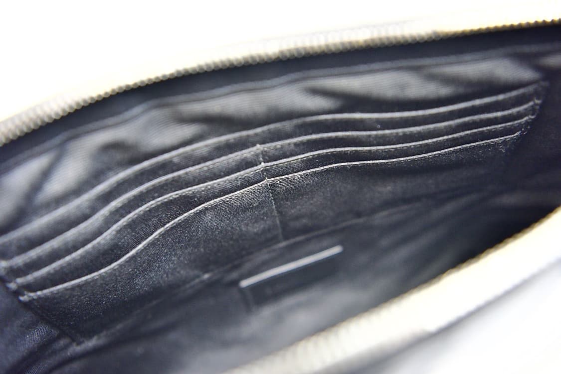 생로랑 모노그램 마트라세 레더 클러치(정품) 상품이미지9