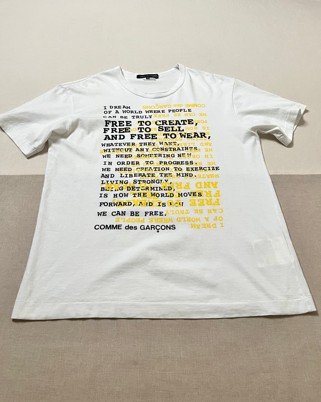 꼼데가르송 자유의 시 리버스프린팅 티셔츠 comme des garcons 상품이미지3