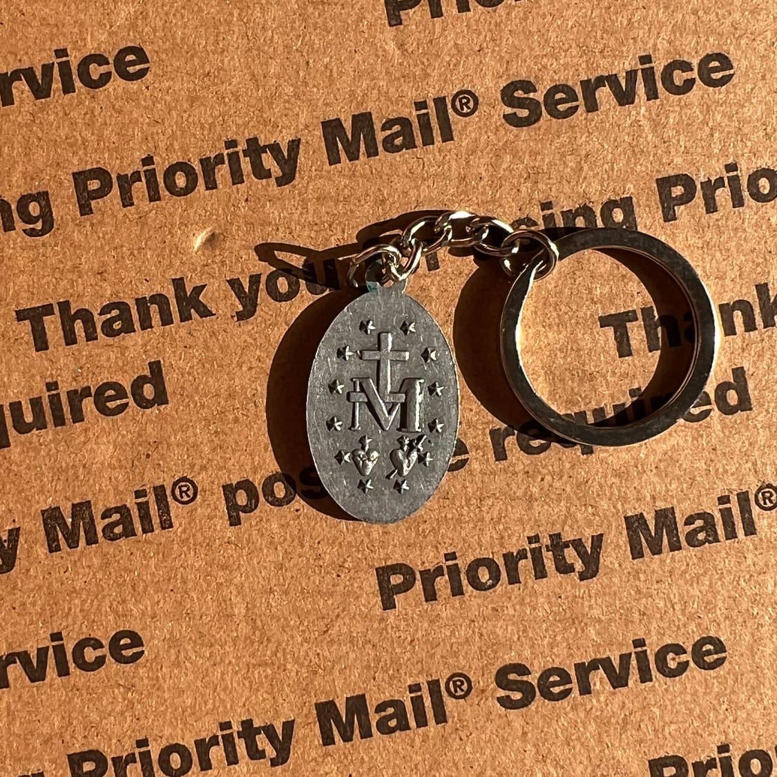 90s vtg Miraculous Medal Keyring 상품이미지2