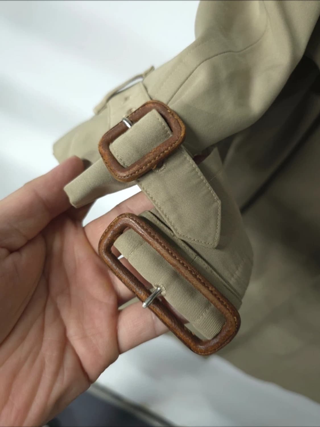 10. 버버리 트렌치 더블코트 ( 여성 66-66반 ) 상품이미지10