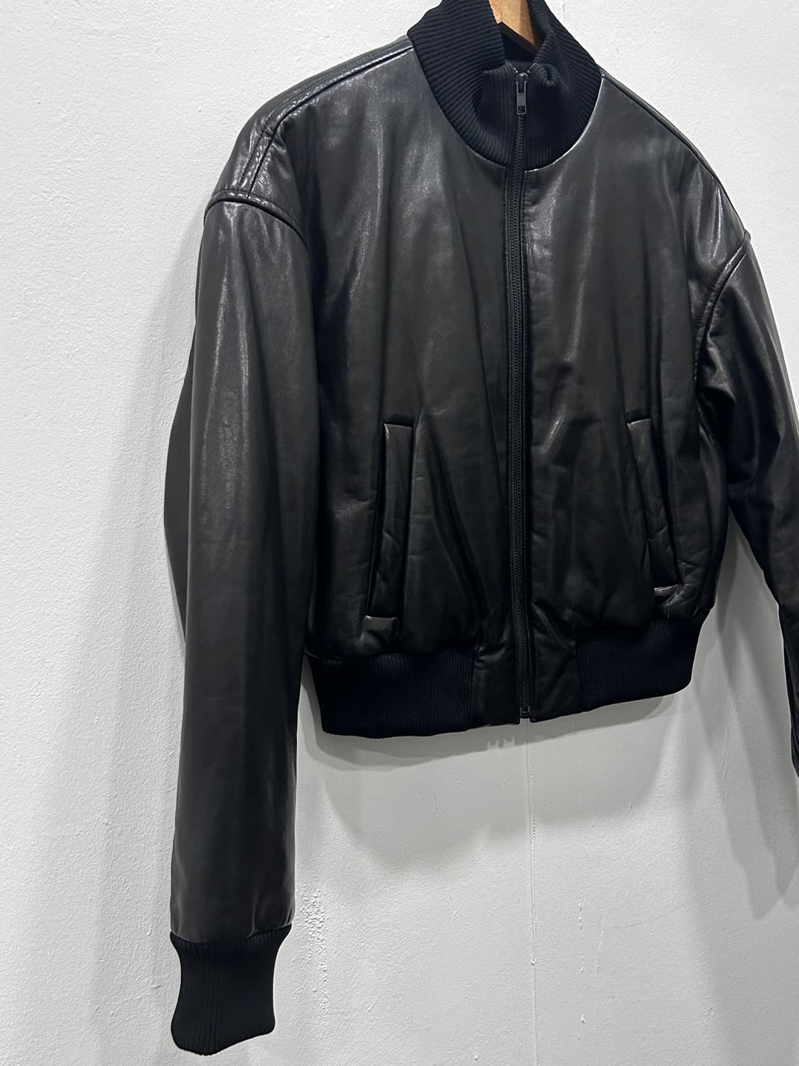 DKNY 양가죽 도톰한 봄버 가죽자켓 S 상품이미지4