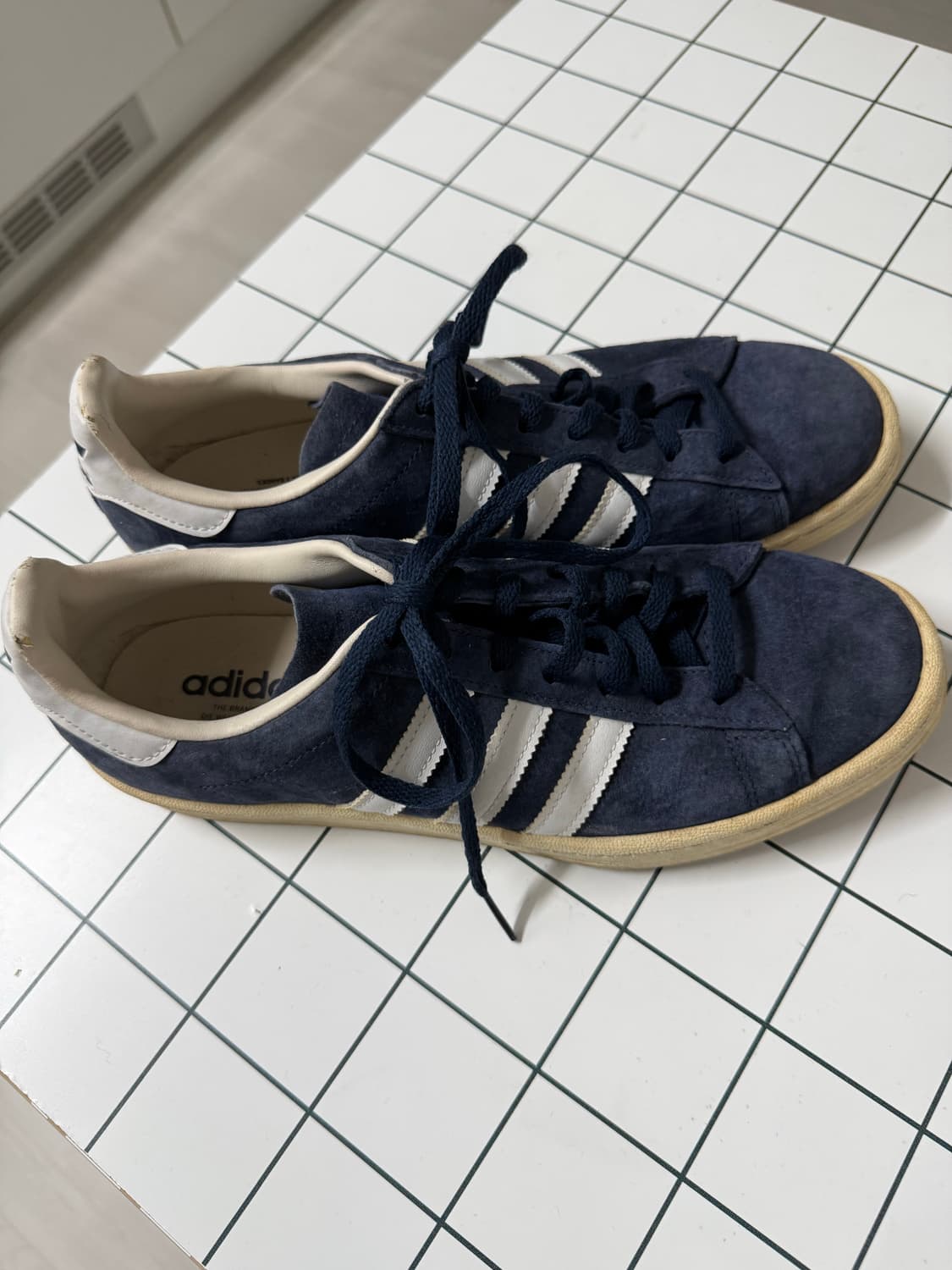 아디다스 캠퍼스 80s 네이비 색상 260 상품이미지2
