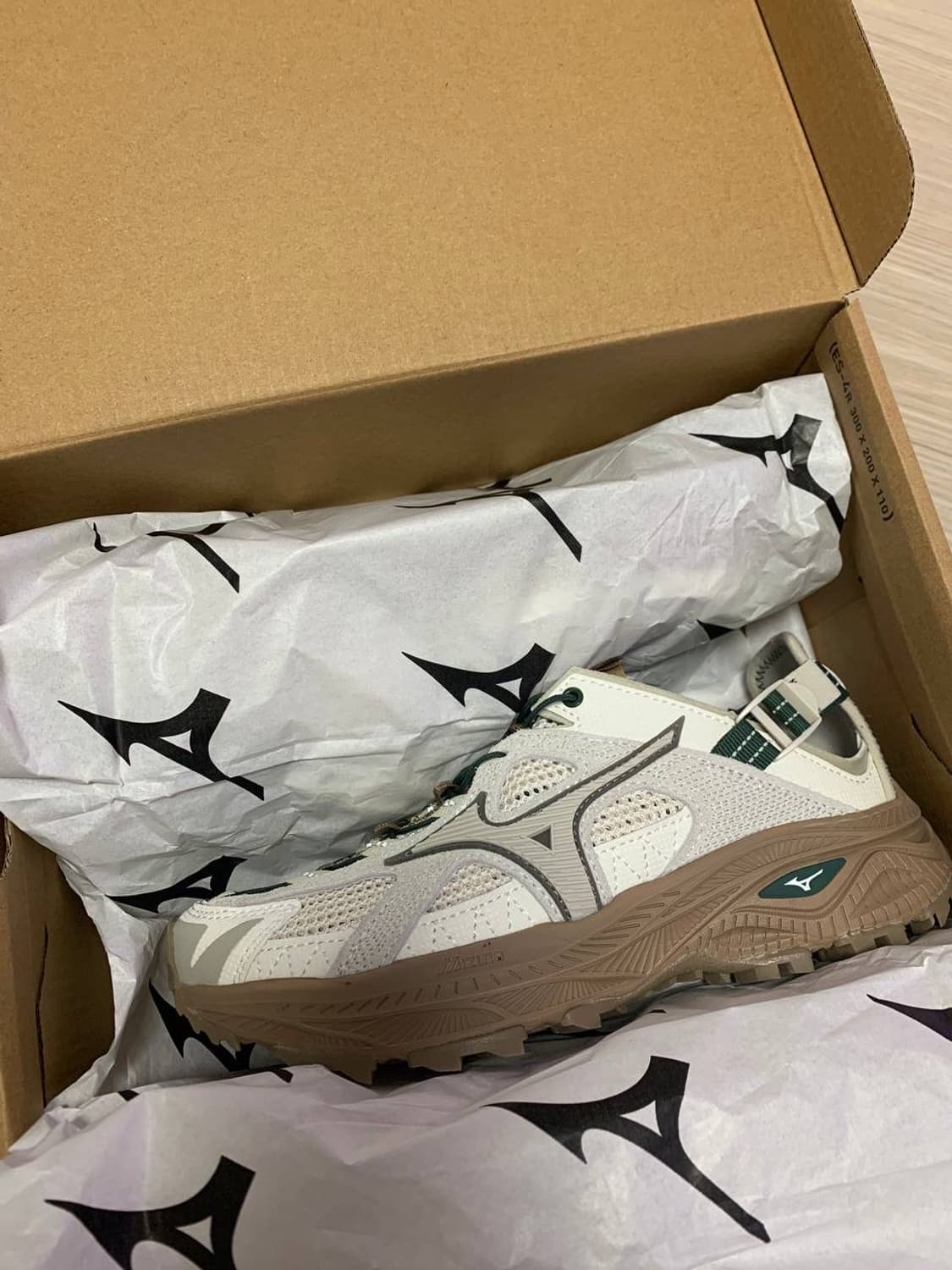 (새상품 230) 미즈노 운동화 화이트/브라운 상품이미지5