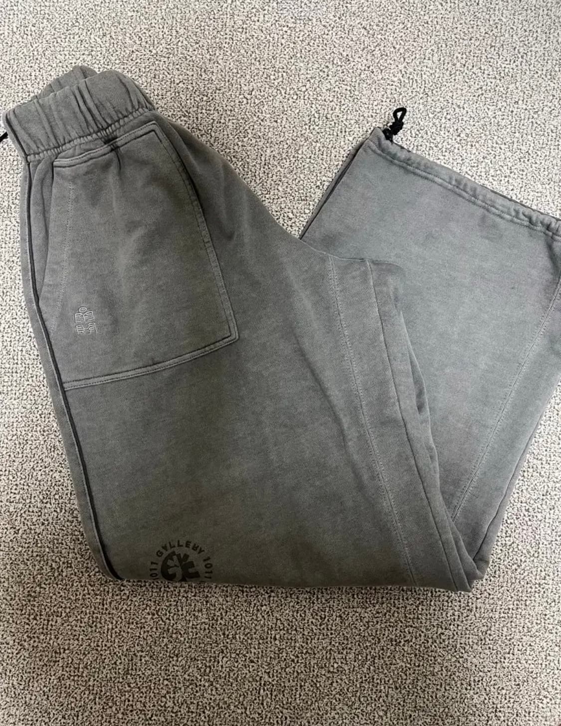 1) 폴리테루 1011 퍼티그 스웨트팬츠 1.2v 더티 그레이 상품이미지1