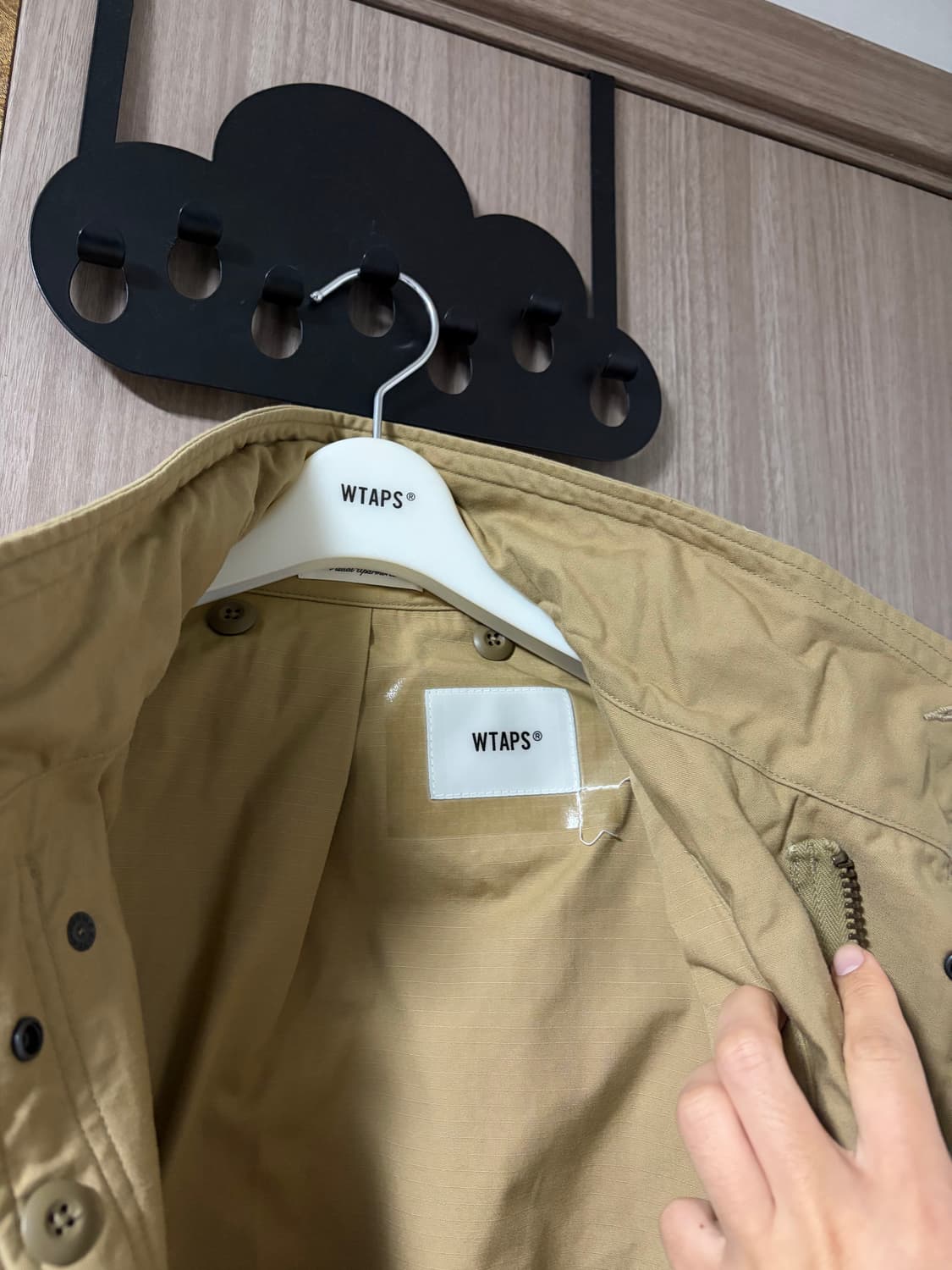 더블탭스 Wtaps Mil M65자켓 사틴 베이지 03 상품이미지9