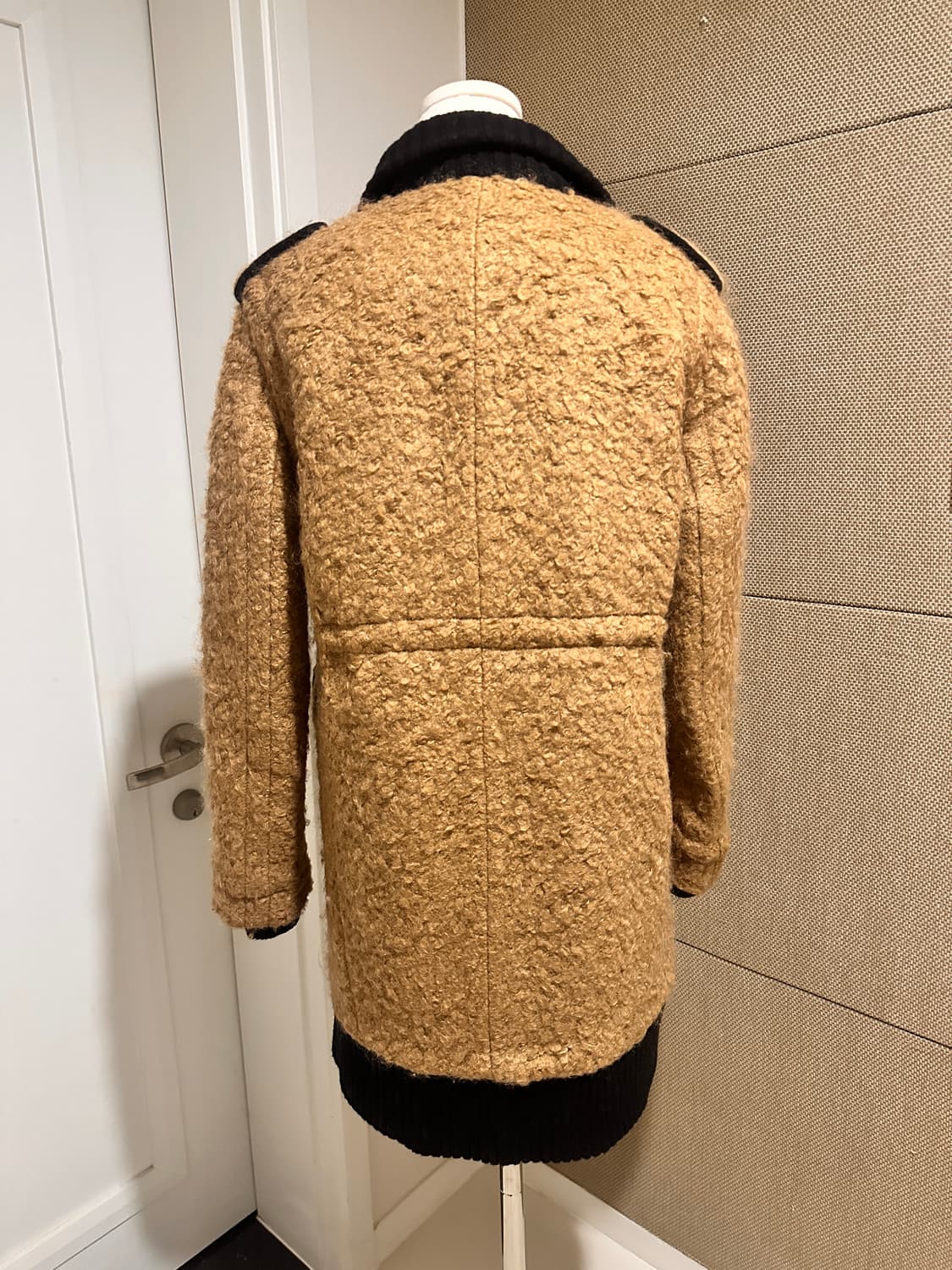 비비안웨스트우드 부클 orb로고 코트 상품이미지5