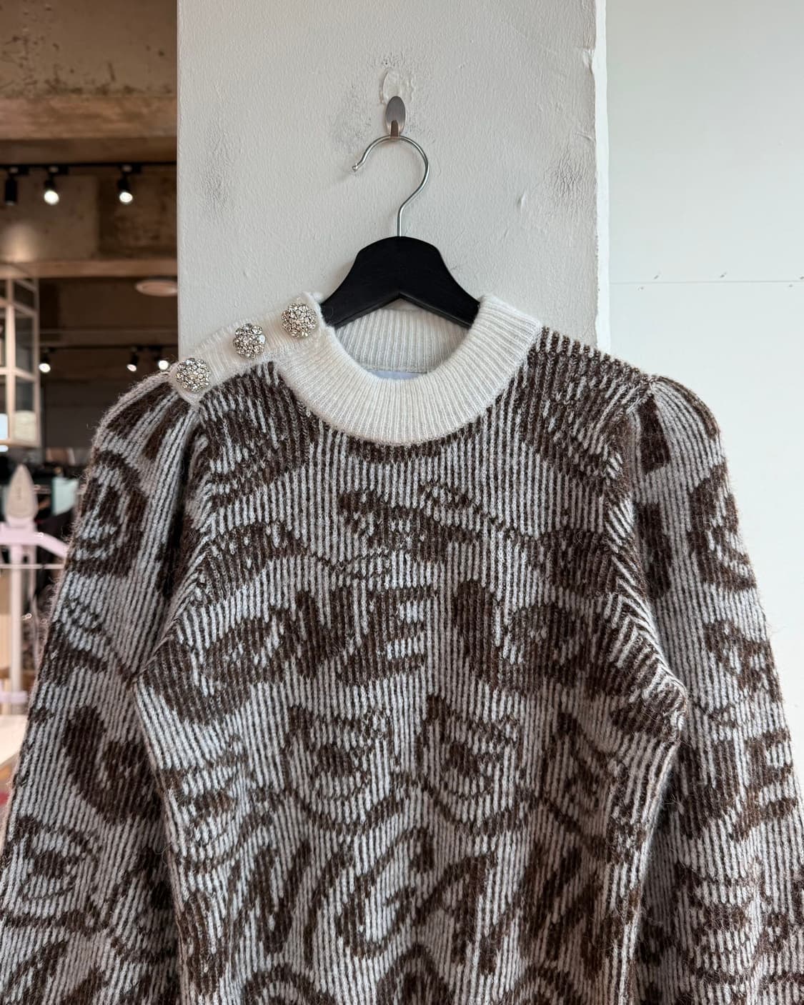 가니 브라운 스마일리 벌룬 알파카울 니트  상품이미지3