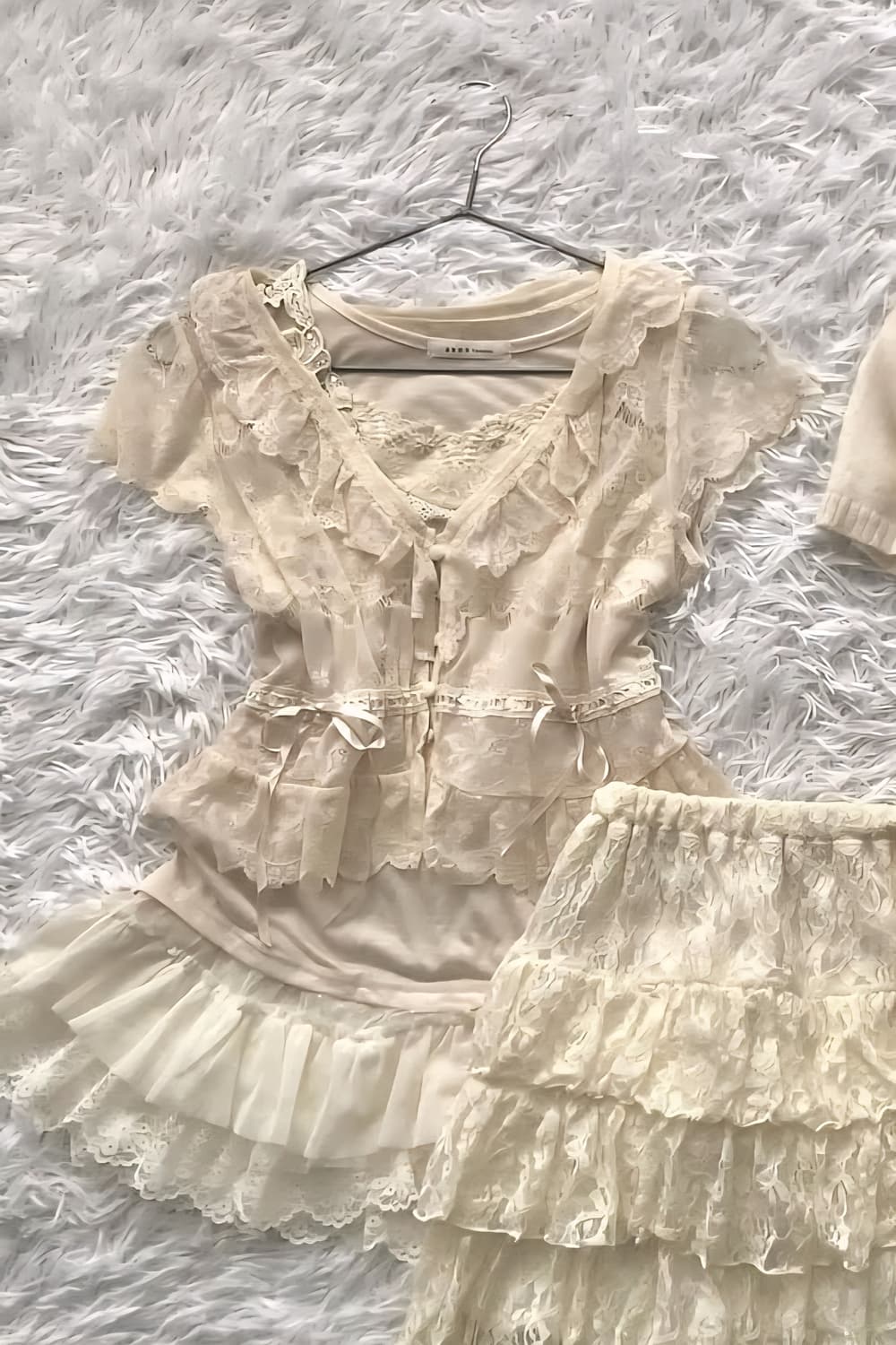 레체 빈티지 엑시즈팜 슬리브리스 + 일브 레이스 나시 set 상품이미지1