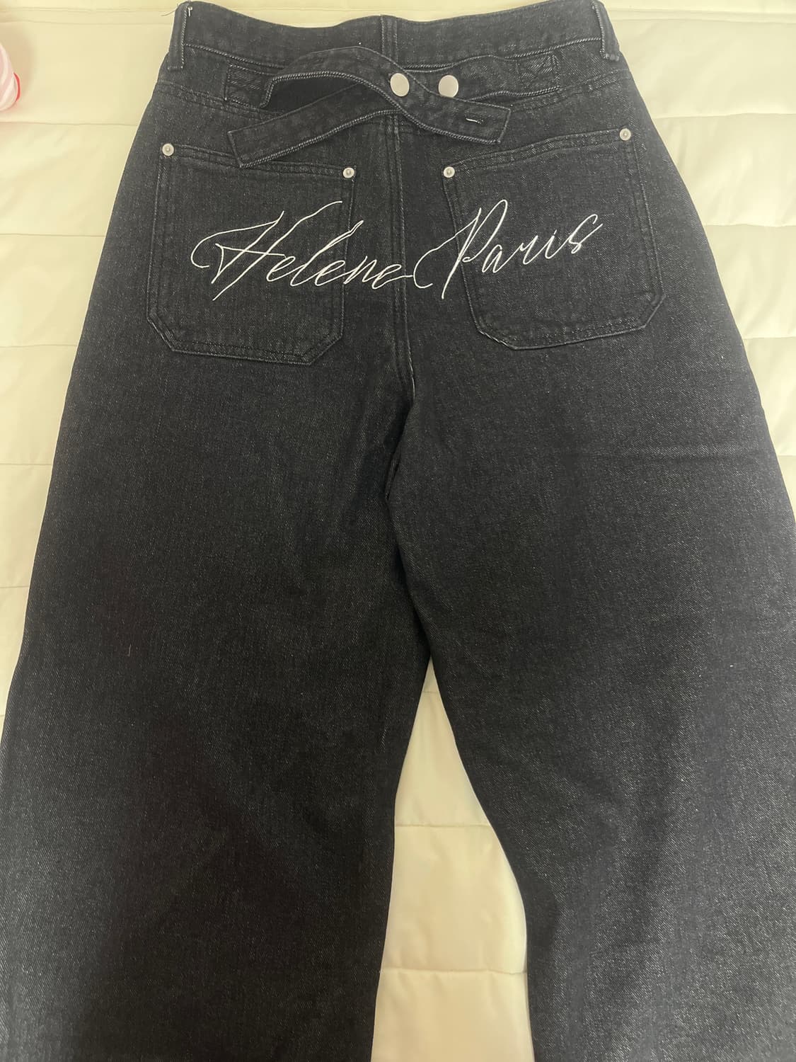 헬레네 아트 레터링 어드저스트 와이드팬츠 (데님블랙노멀) 상품이미지1