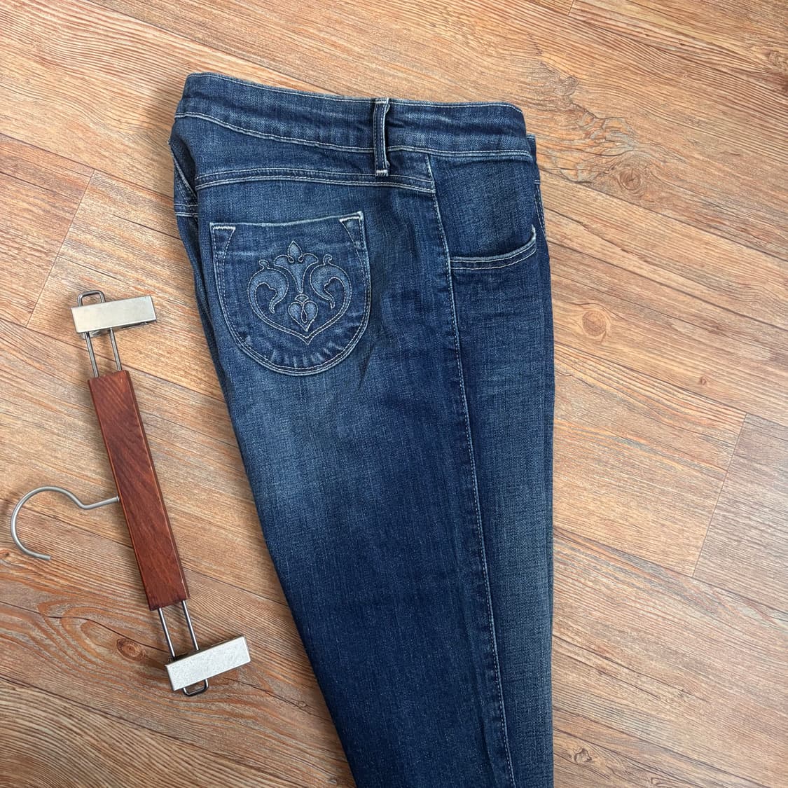 SIWY 씨위 슬림 실루엣 28 스판 데님 청바지  상품이미지6