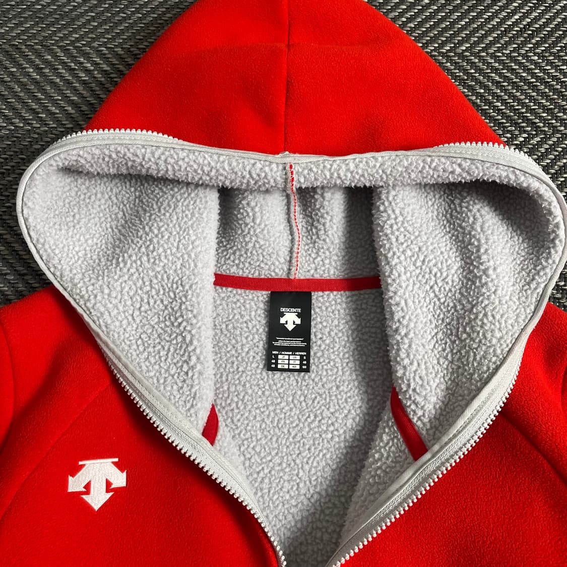 데상트 미니멀 후디 플리스 자켓y 3236 상품이미지5