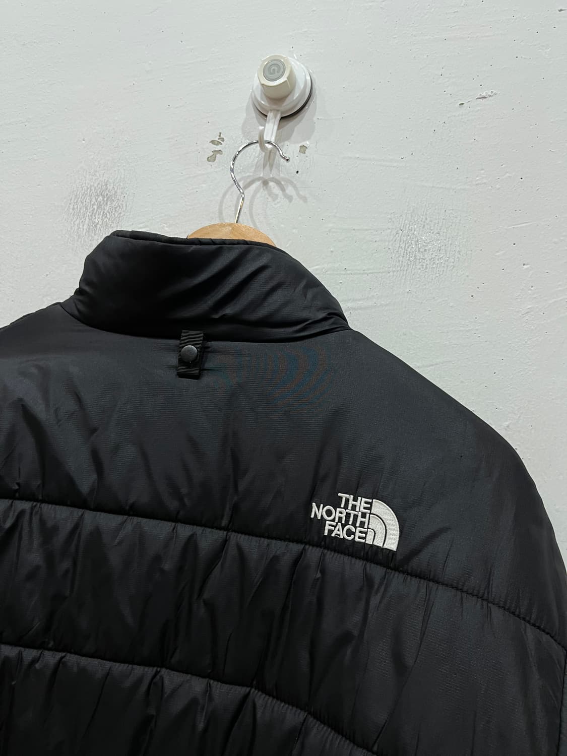 노스페이스 패딩 블랙 105 상품이미지4