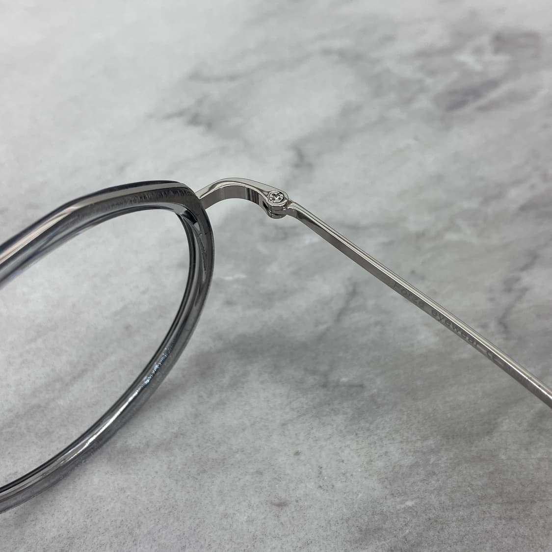 C39 FZ 실버 그레이 라운드 콤비 메탈테 안경 상품이미지3