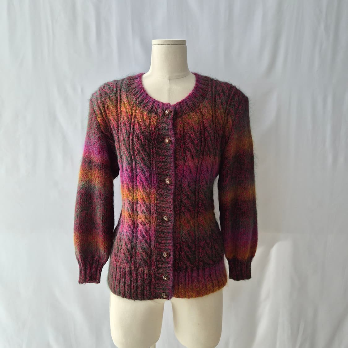 빈티지 그라데이션 케이블 니트 가디건 상품이미지1