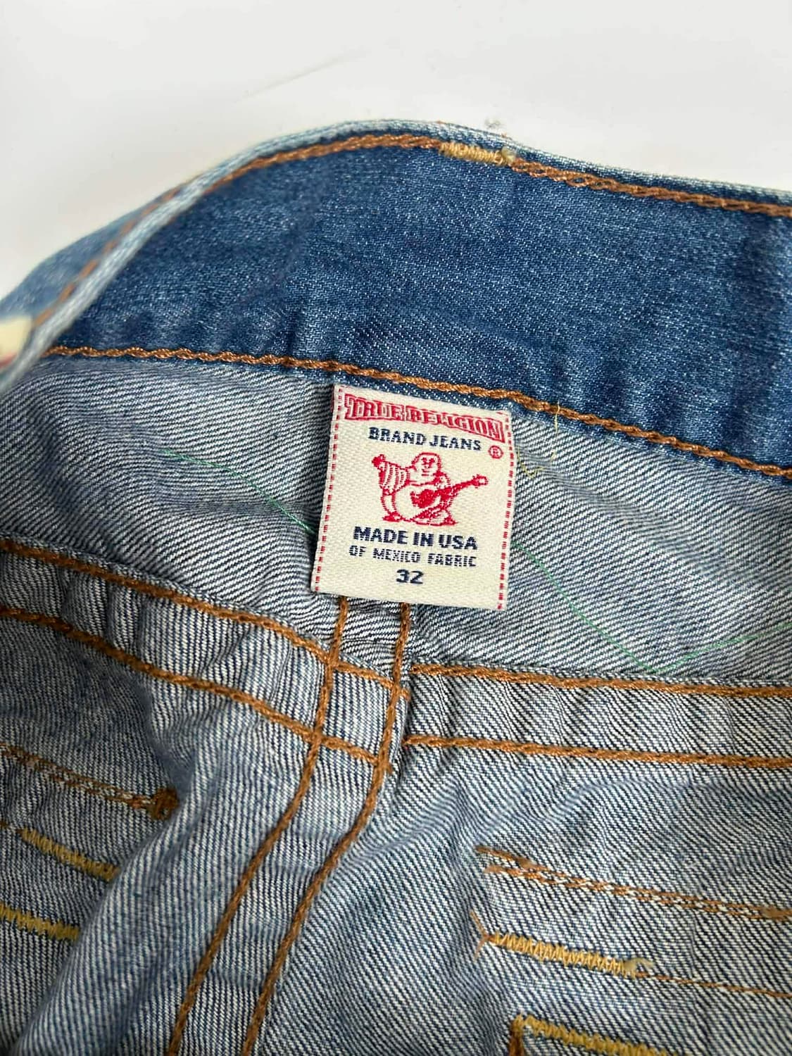 [32] 트루릴리젼 레드 빅스티치 세미 플레어진 데님 팬츠 부츠컷 상품이미지3