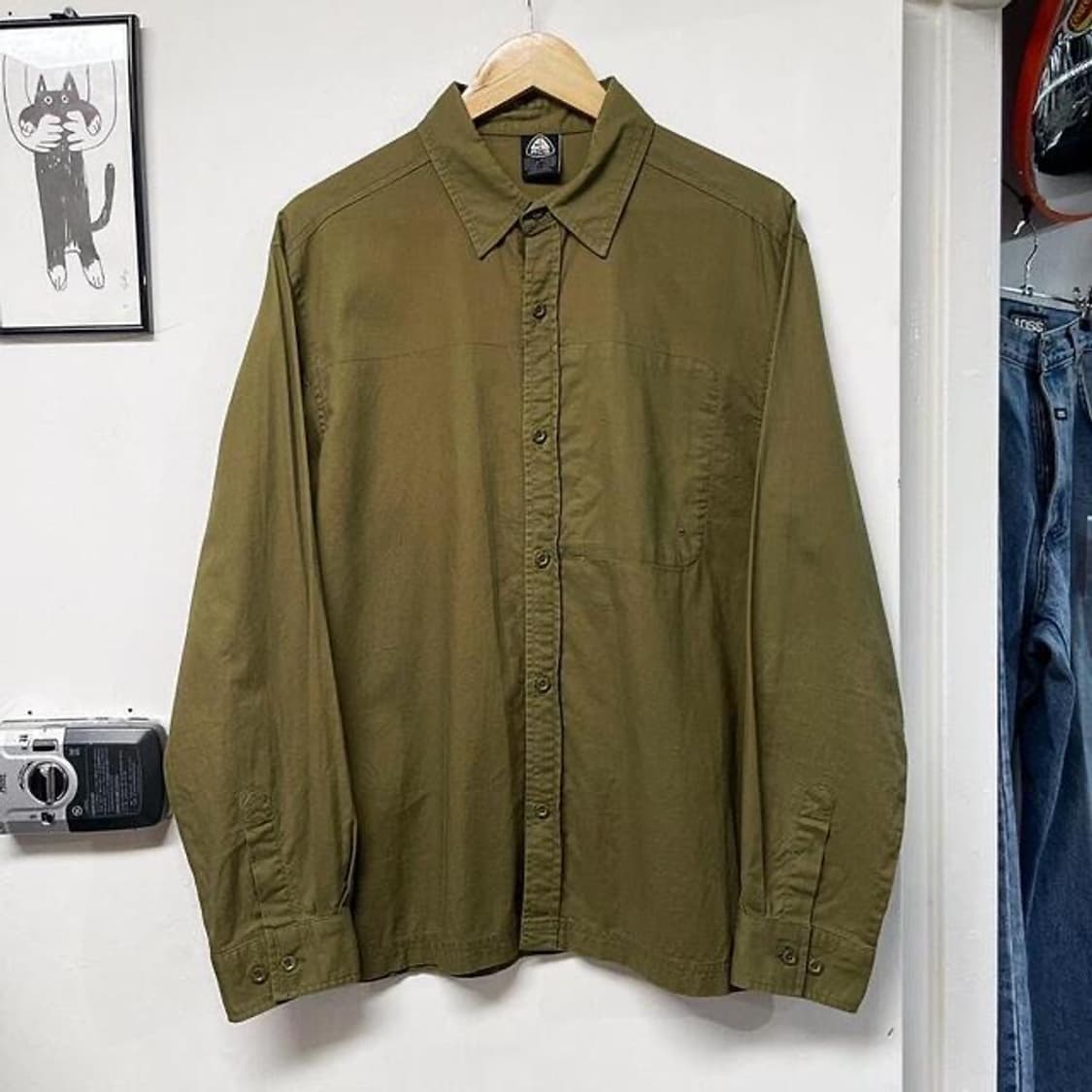 나이키 ACG 카키 셔츠 (L)  상품이미지1