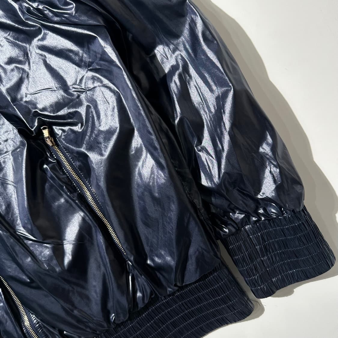 (매장판) 타트라스 구스다운 라운드넥 경량패딩 네이비 상품이미지8