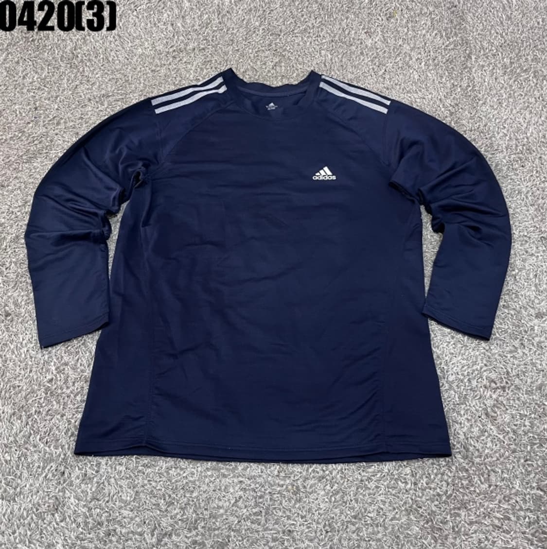 아디다스 긴팔티셔츠 상품이미지1