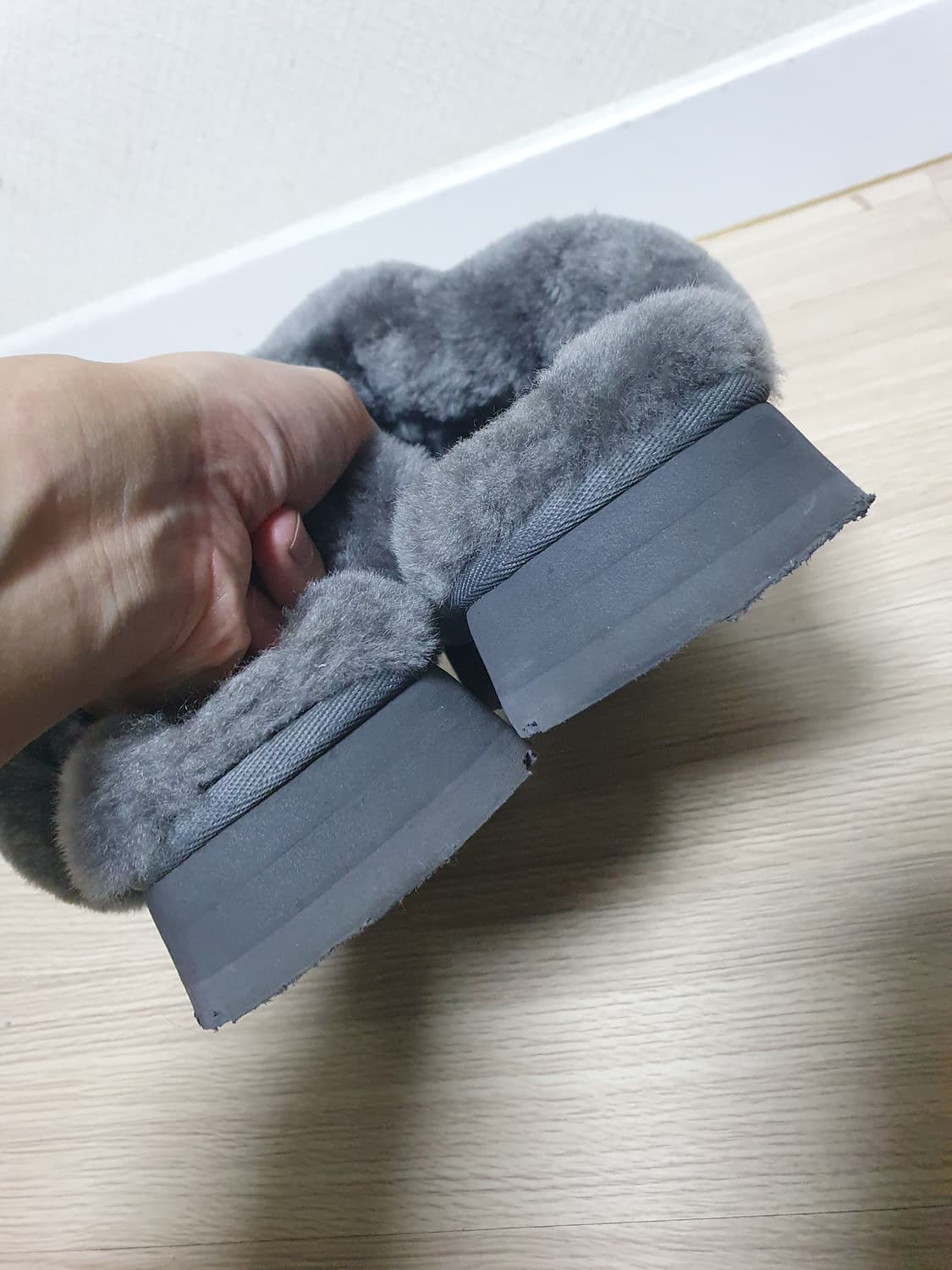 어그 디스케트 털 슬리퍼 245 상품이미지6