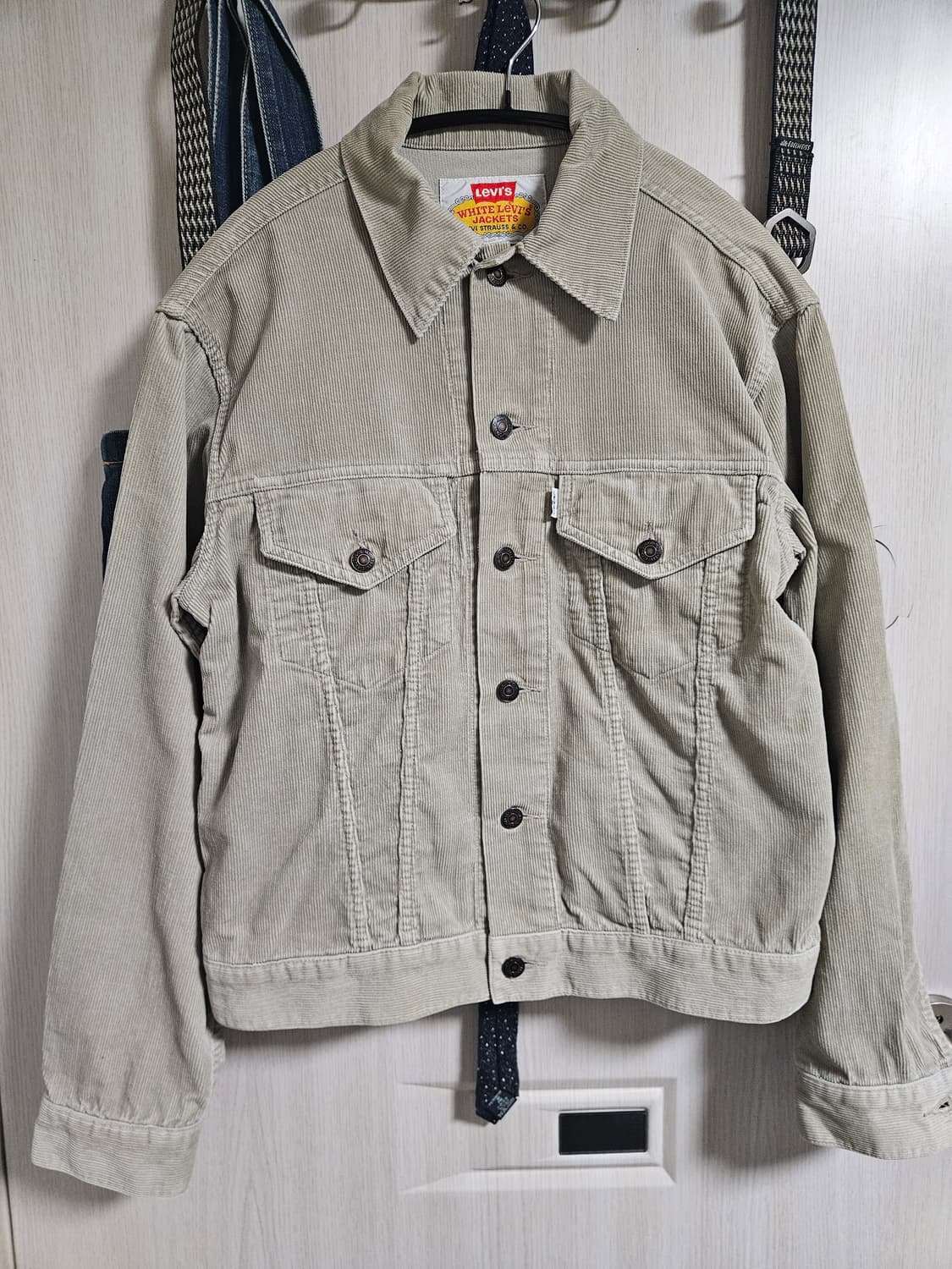 일판 levi's 화이트탭 코듀로이 트러커 38사이즈 상품이미지1