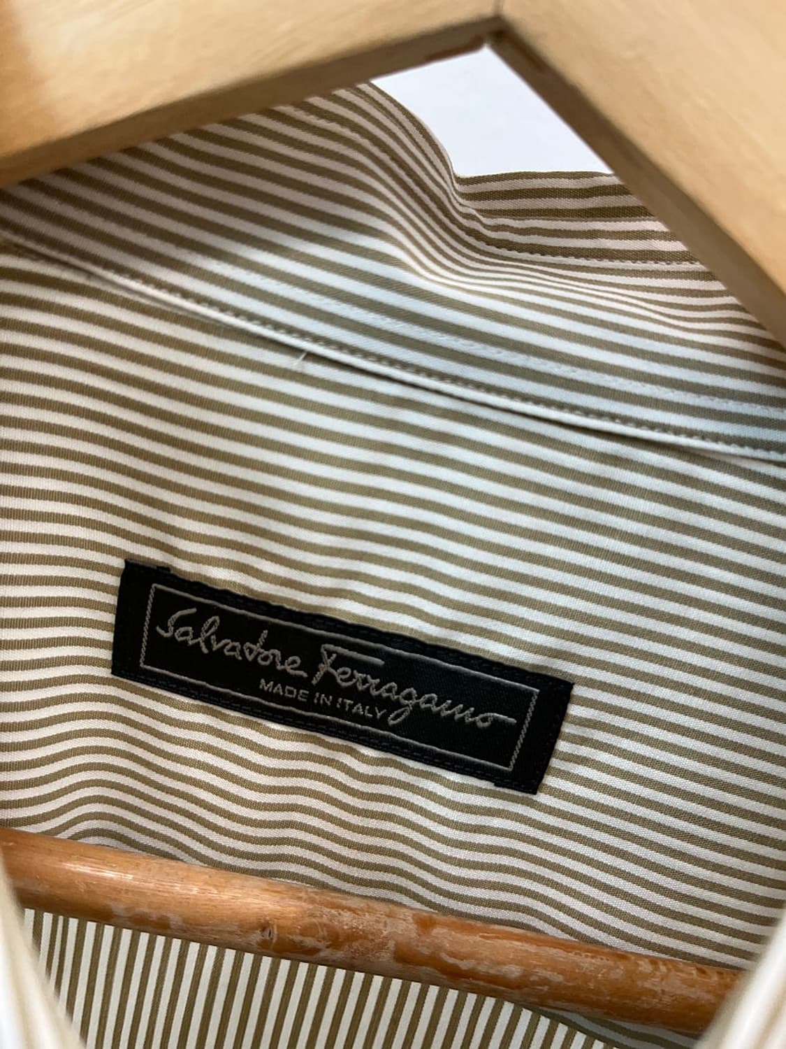 105) 페레가모 자수 스트라이프 셔츠 상품이미지3