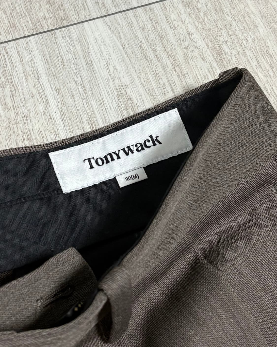 [30]토니웩 라이트 울 플리츠 와이드 트라우저 베이지 토프 상품이미지8