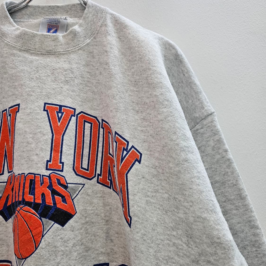 90's Logo7 NBA 뉴욕닉스 맨투맨 기모 상품이미지5