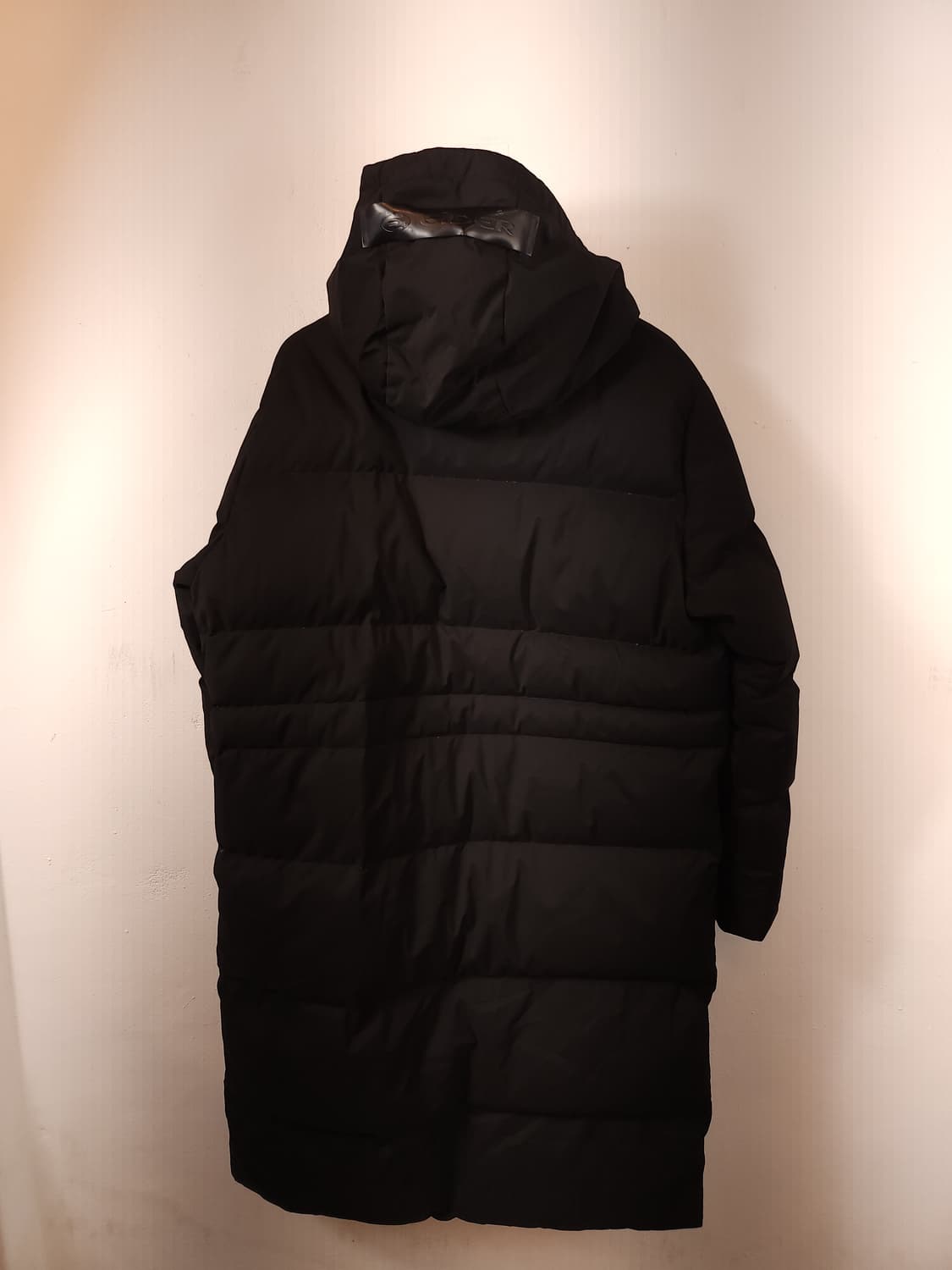 아이더 구스롱패딩 블랙 100 L 상품이미지4