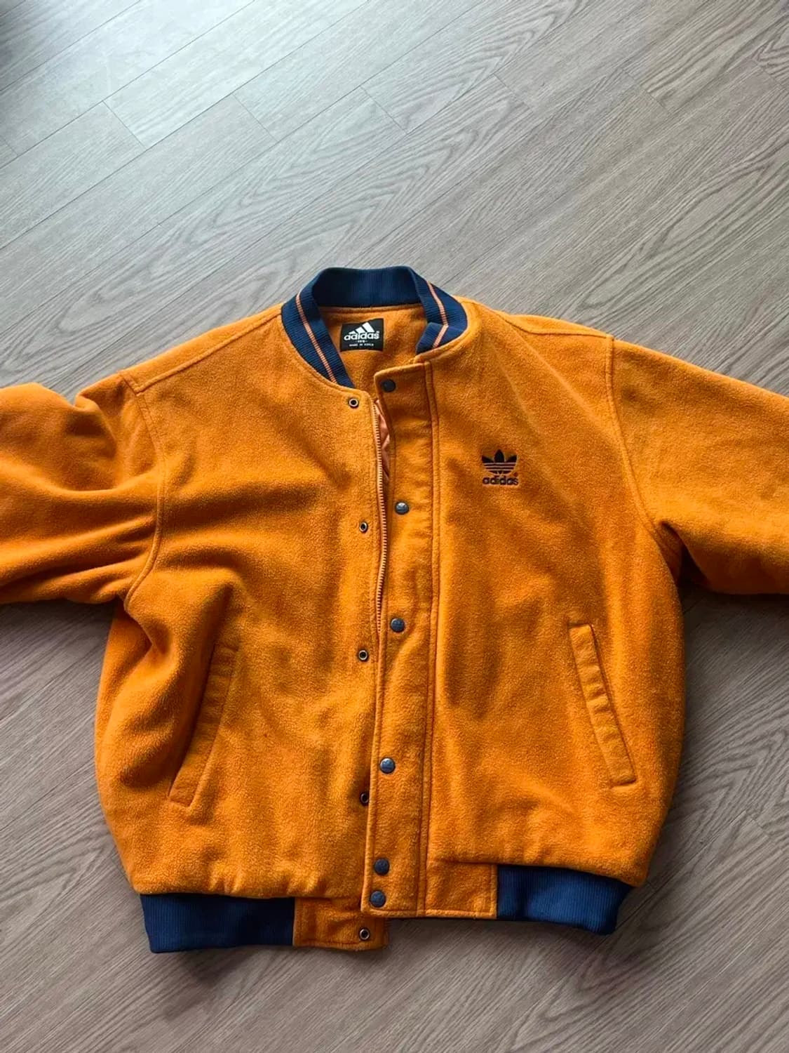 아디다스 삽니다 사이즈M으로삽니다 상품이미지1