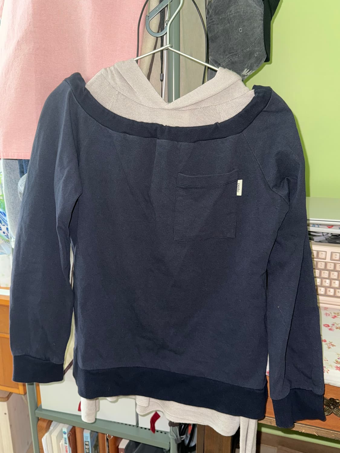 페스토 오프숄더 스웨트셔츠 네이비 상품이미지3