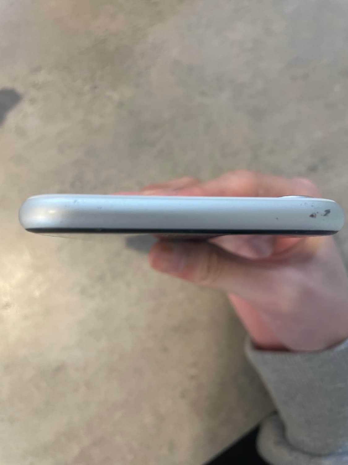 아이폰 se2 상품이미지5