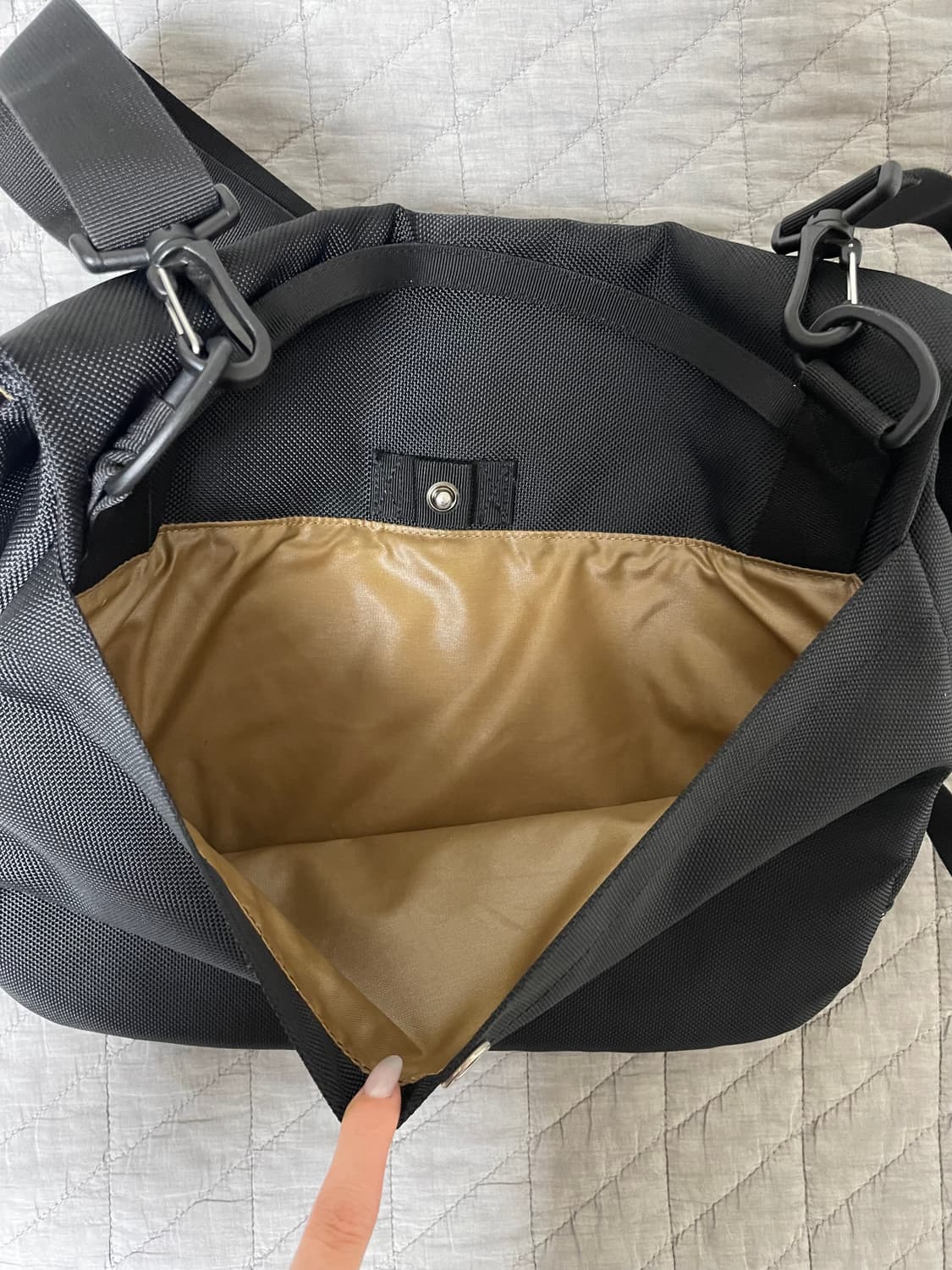 [공용] 브라운브레스 STRIVE MESSENGER BAG 크로스백 가방 상품이미지7