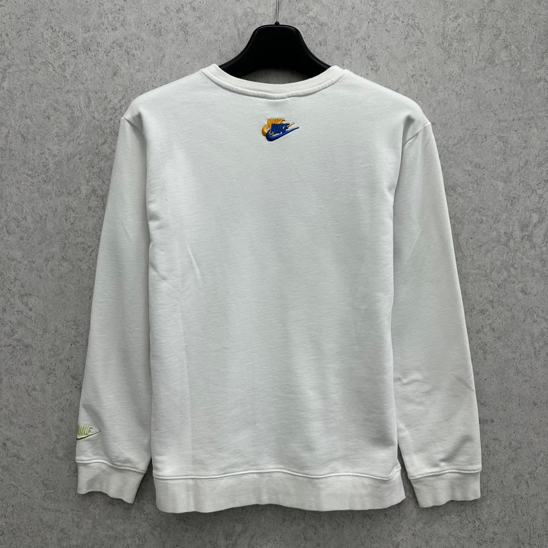 105 나이키 남자 멀티로고 맨투맨 상품이미지2