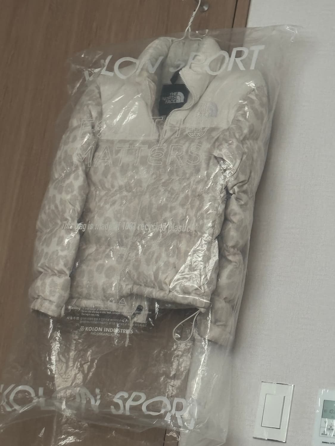 노스페이스 1996 레트로 눕시 레오파드 새상품 상품이미지9